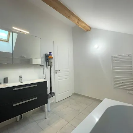 Dupleix 4 Pieces, 6-8 Pers. A Puy St Pierre - Lumineux, Equipe, Calme Avec Terrasse Et Garage Prive - Fr-1-330c-136 *